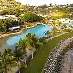 Nomads Airlie Beach (Adults Only)