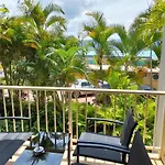 Airlie Apartments