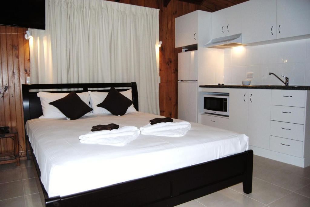 Aparthotel Airlie Beach Apartments Airlie Beach