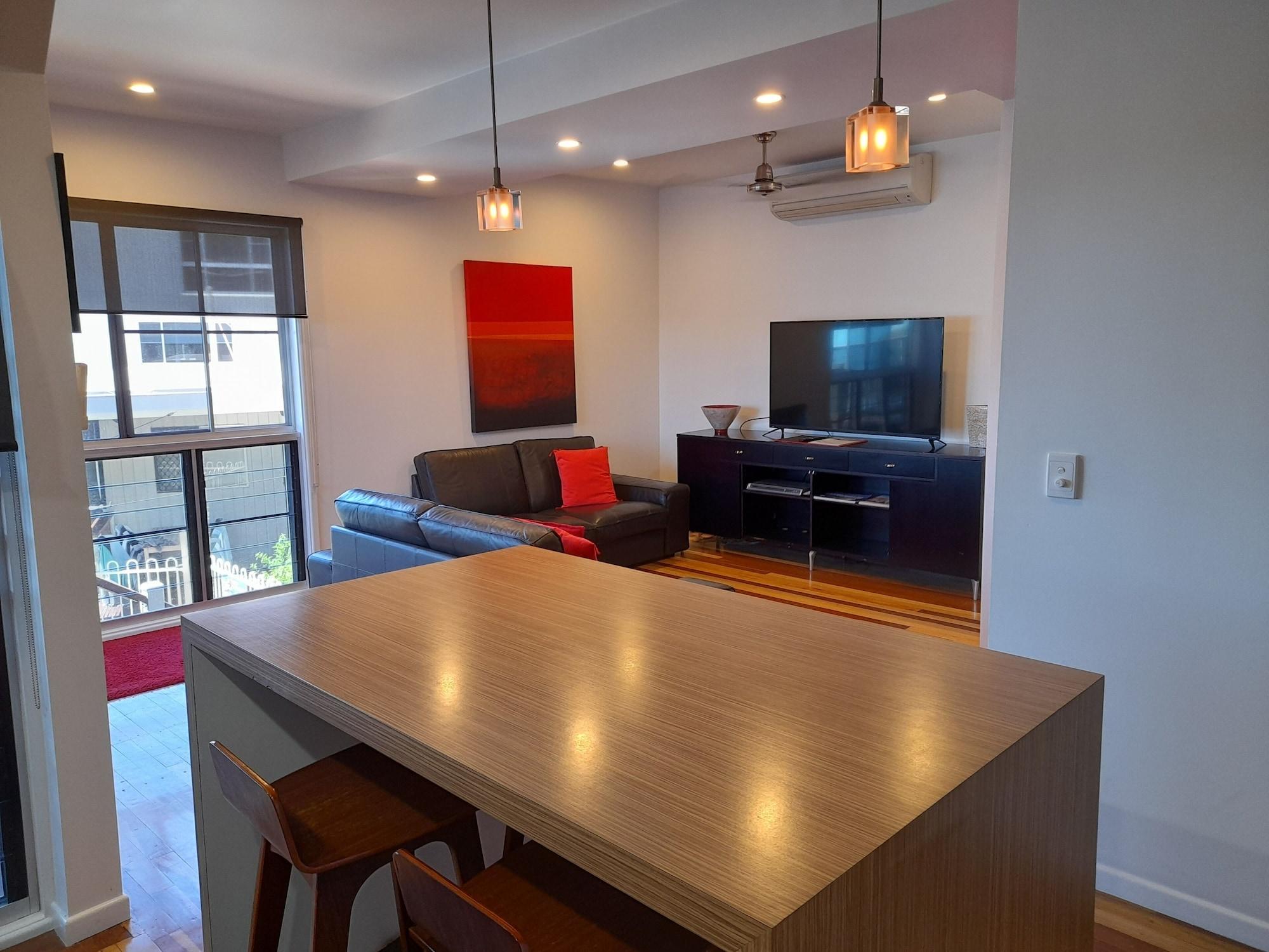 Aparthotel Airlie 3*