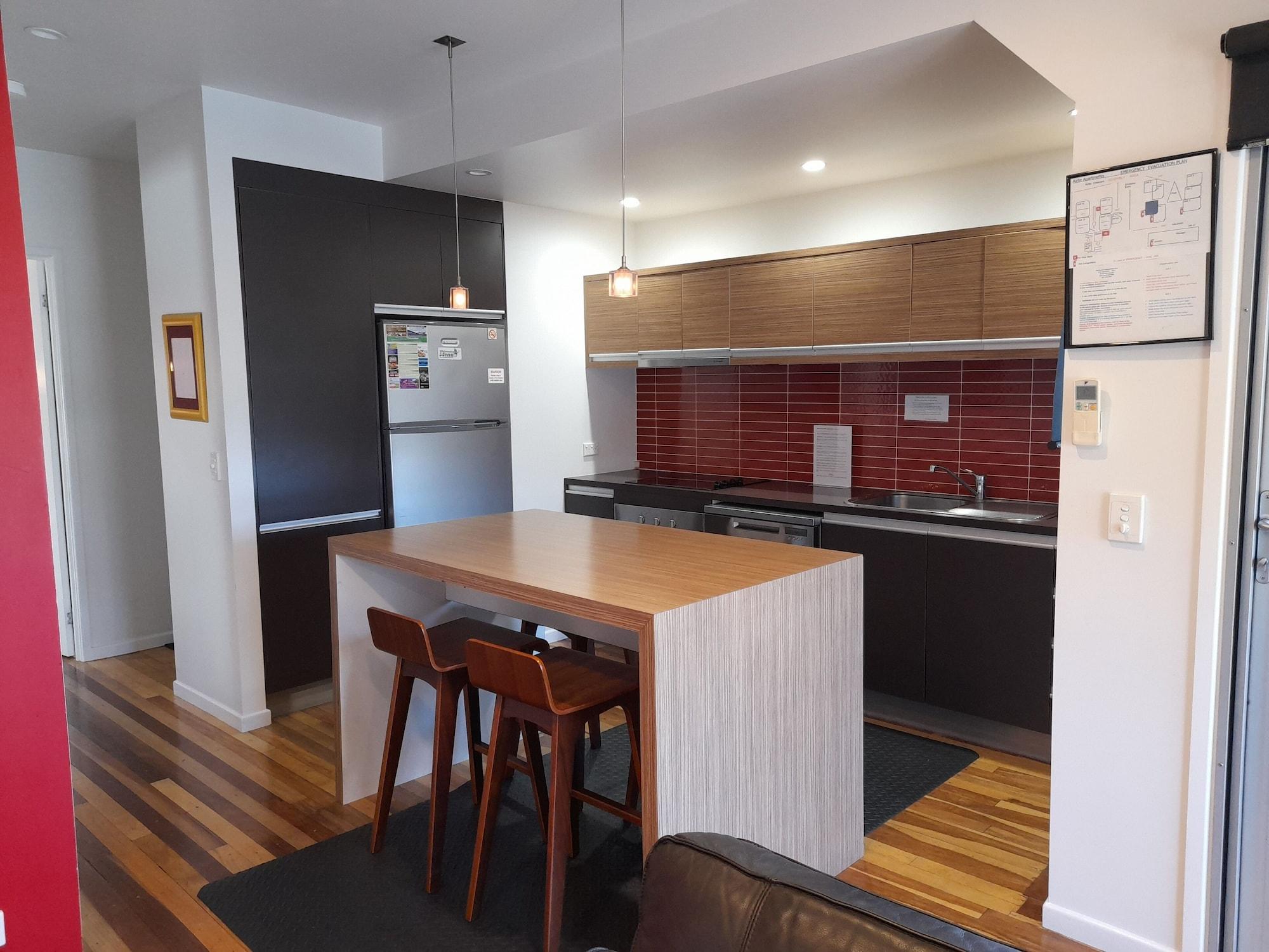 Airlie Aparthotel