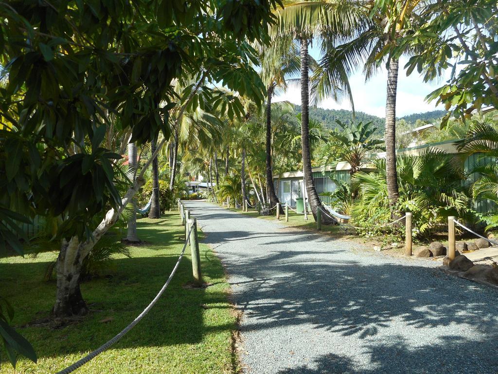 Bush Village Holiday park 3*