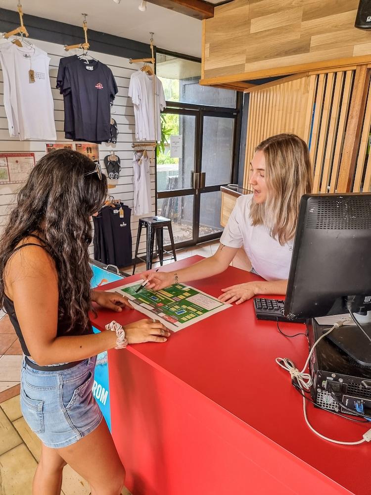 Hostel Nomads Airlie (adults Only)