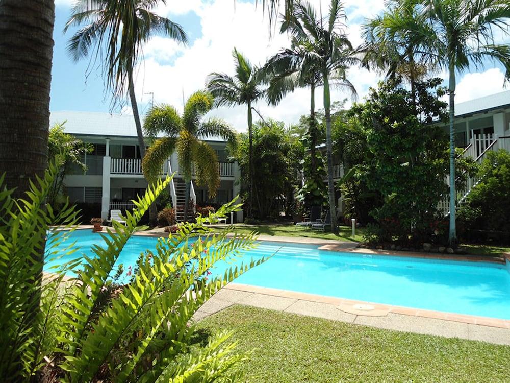Mango House Airlie Beach
