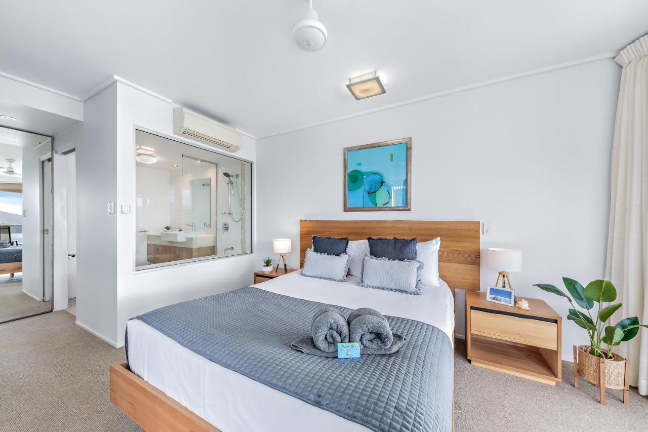 Horizon Views On Airlie Apartment *