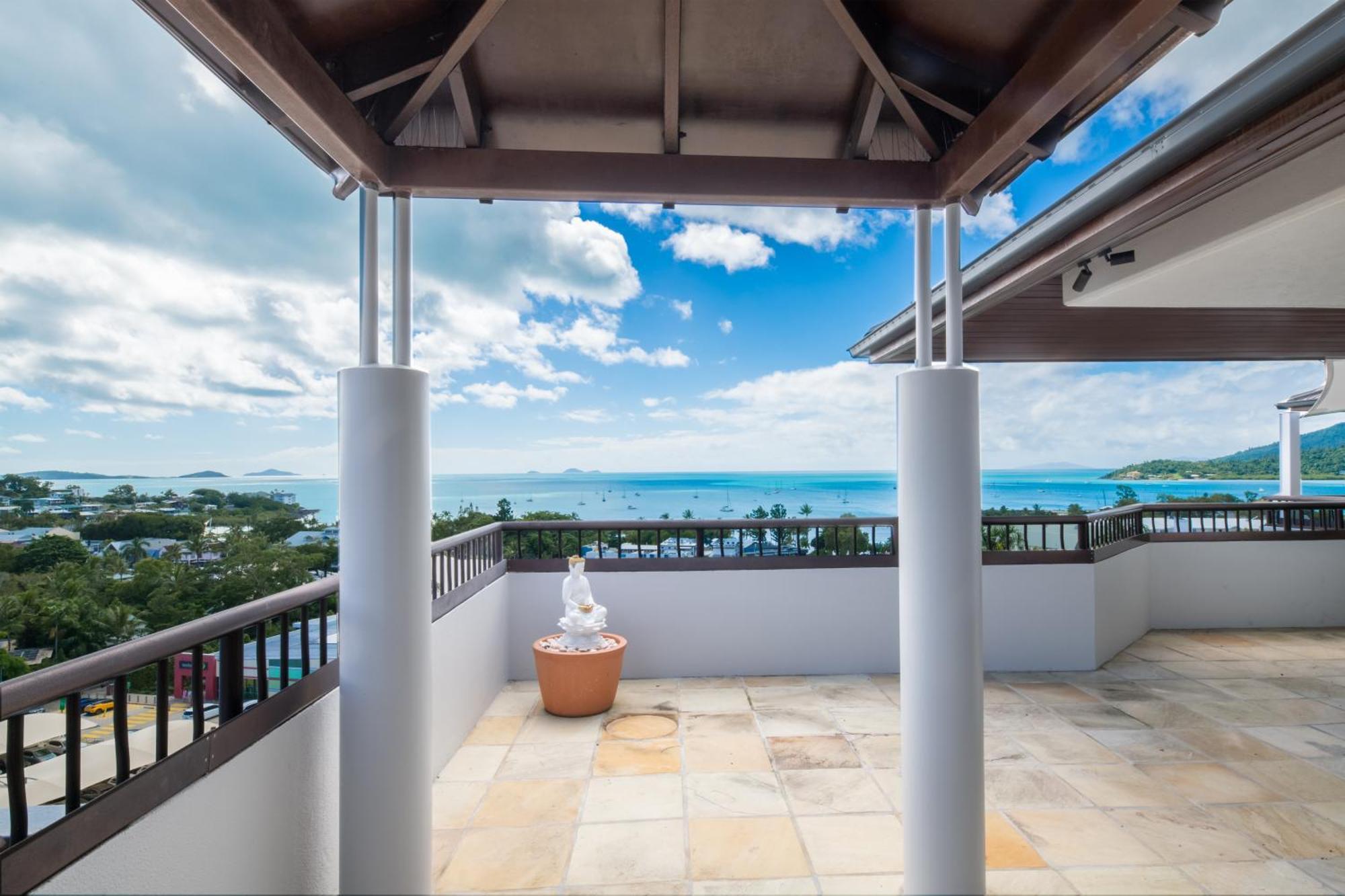 Waters Edge Penthouse Apartamento Airlie Beach