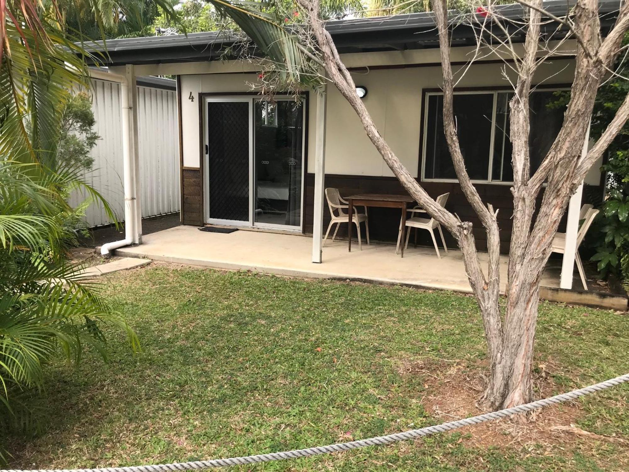 Bush Village Holiday park Airlie Beach