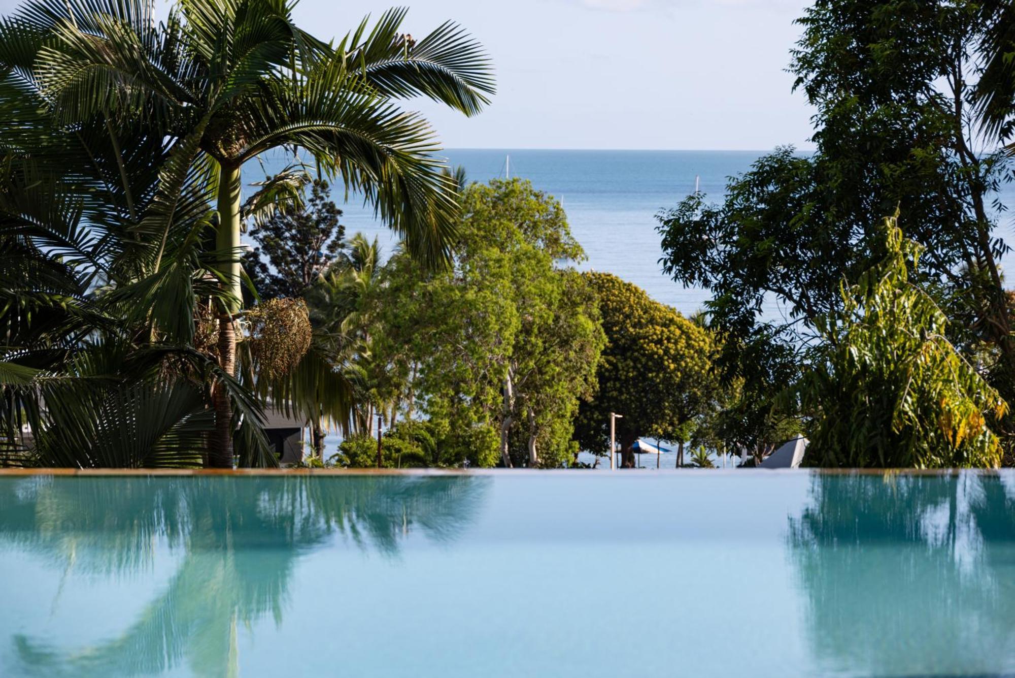 Apartment Aqua On The Edge Airlie Beach