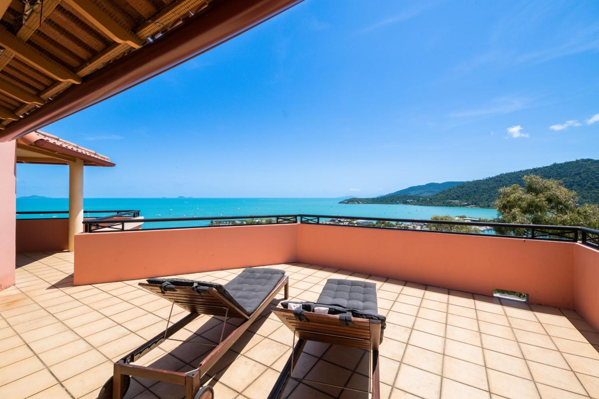 Resort Martinique Whitsunday Airlie Beach
