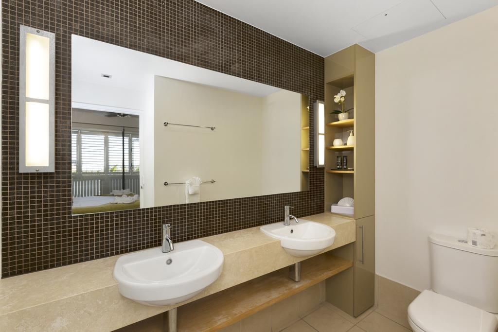 Boathouse Port Of Airlie Apartment