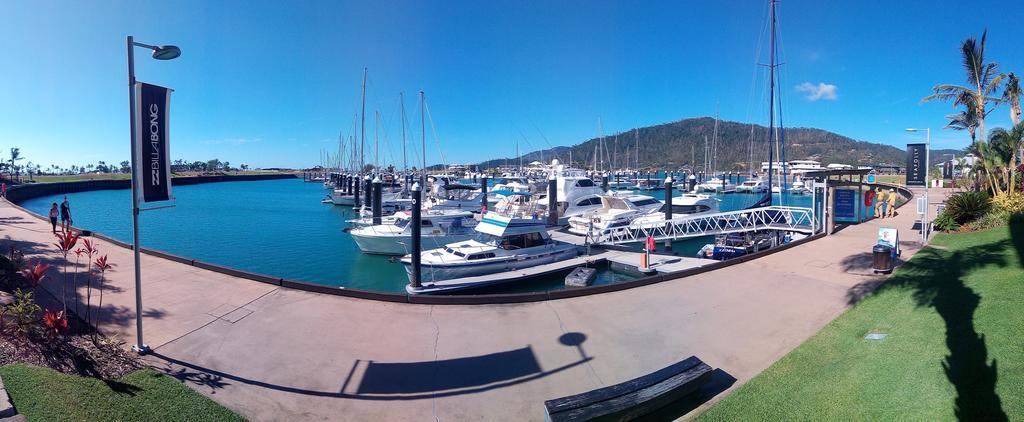 Boathouse Port Of Airlie Apartment Airlie Beach