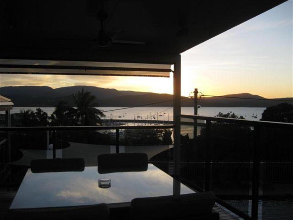 Airlie Aparthotel