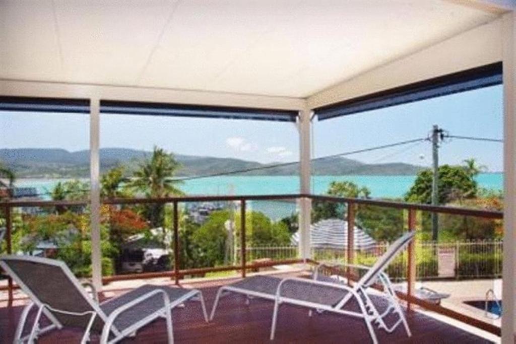 Airlie Aparthotel 3*