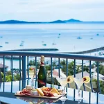 Sea Star On Airlie