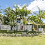 Seasalt Airlie Best Location 1Bed Apt Private Spa Unit 4 - Located Within \