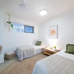 Sea-La-Vie Whitsunday Ocean Views & Pool Views