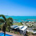 Nautilus On The Hill - Airlie Beach