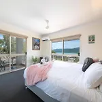 Beach House On Begley- Airlie Beach Central