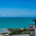 Executive Whitsunday Penthouse At 40 Reflections