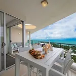 Sun View On Seaview - Airlie Beach