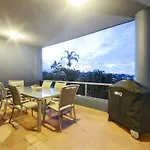 Airlie Harbour Apartment - Airlie Beach
