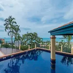Magnificence At Airlie