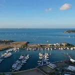 ☆Airliedise☆No Hills☆5Min Walk 2 Port Of Airlie/Ferry Terminal☆Wifi☆Netflix