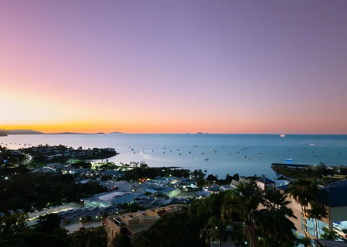 Amazing Penthouse With Whitsundays Lifestyle