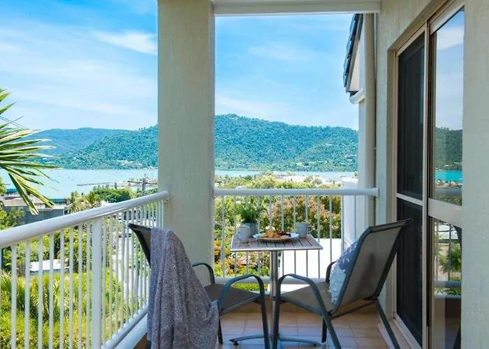 Beach House On Begley- Airlie Beach Central