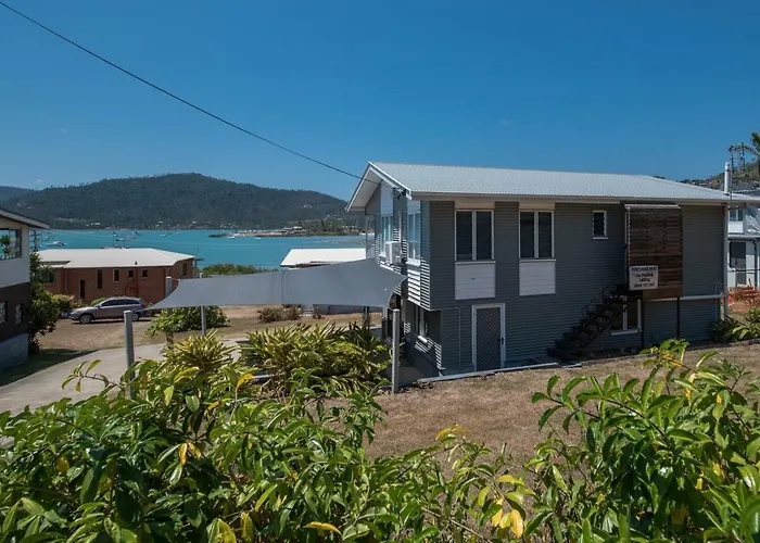 Norm\'S Beach House - Airlie Beach