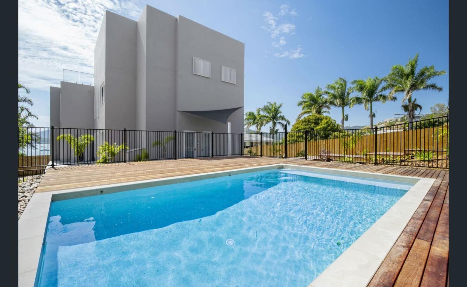 Splendeur Sur La - One Bedroom