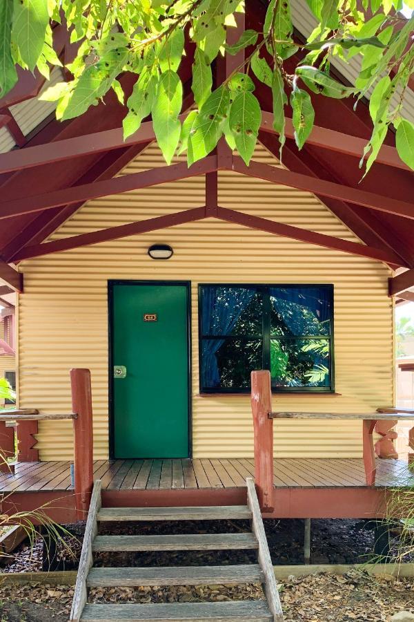 Airlie Magnums - Adults Only 3* Airlie Beach