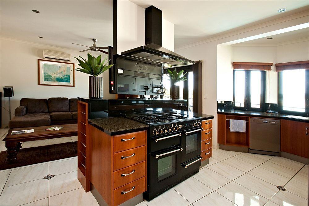 At Waterfront Whitsunday Retreat - Adults Only 4* Airlie Beach