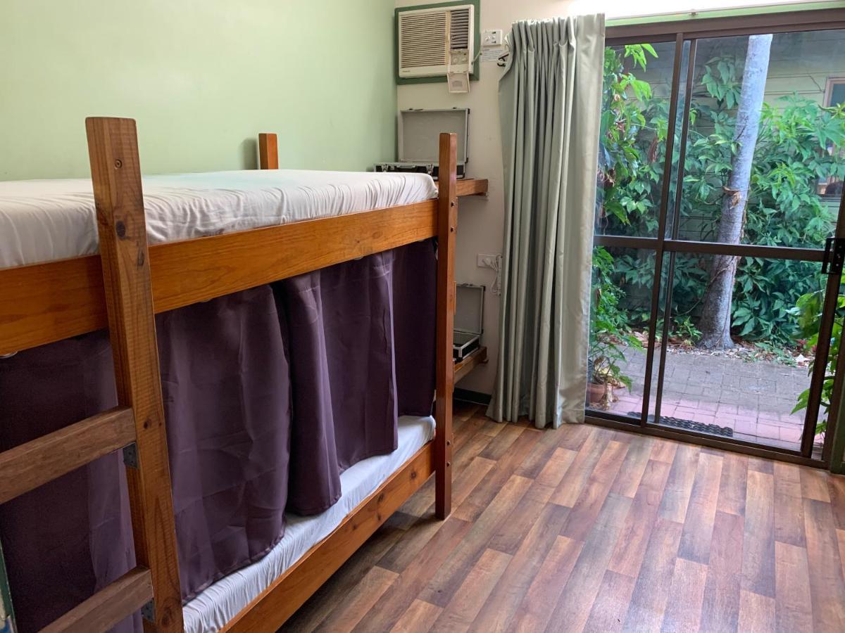 Backpackers By The Bay Hostel *