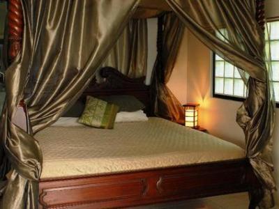 At Waterfront Whitsunday Retreat - Adults Only