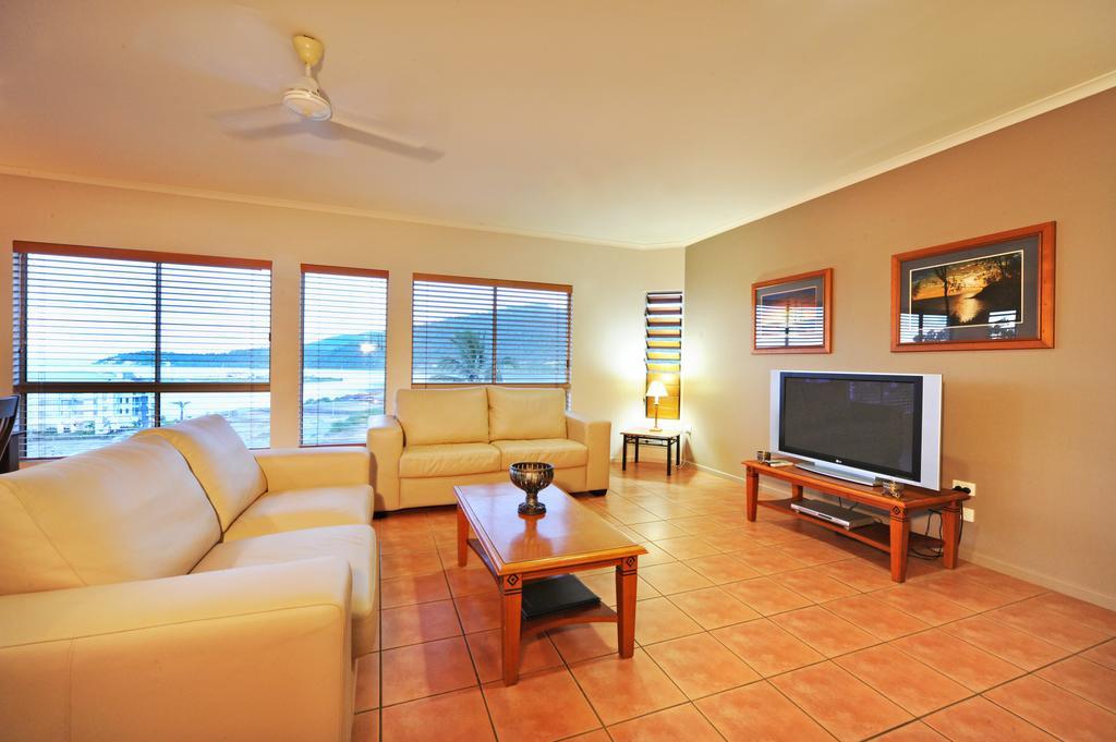 At Boathaven Bay 4* Airlie Beach