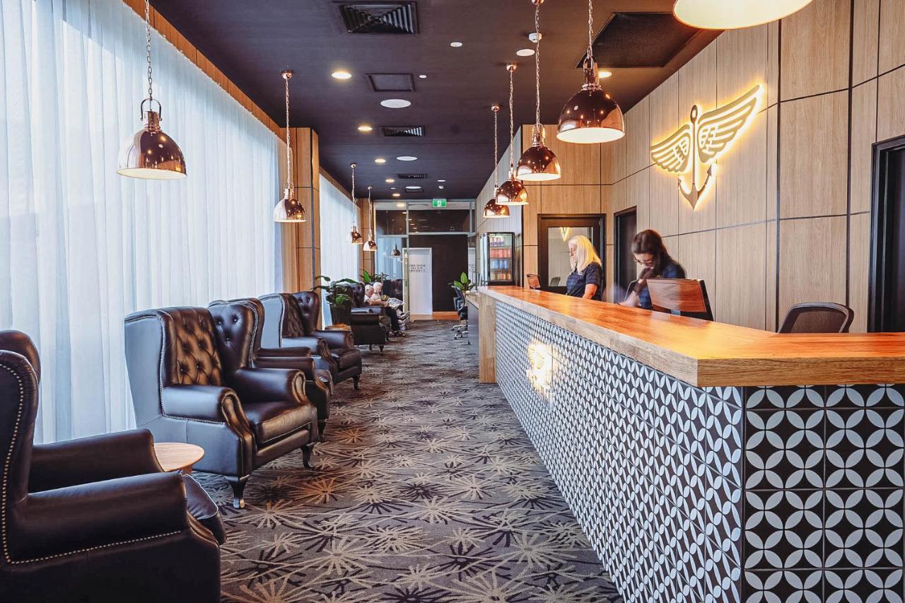 Airlie Hotel 4*