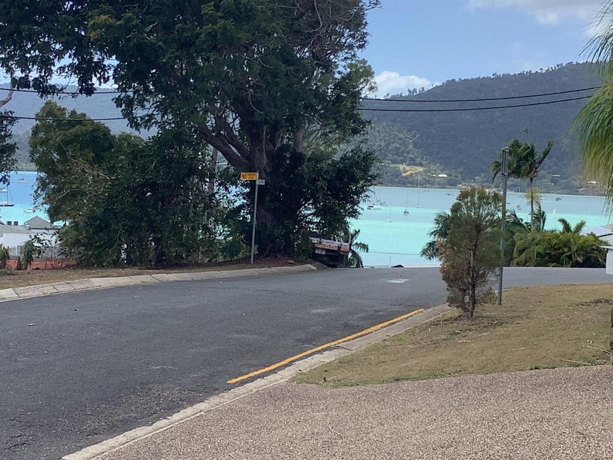 Oceanview Apartment Airlie Beach