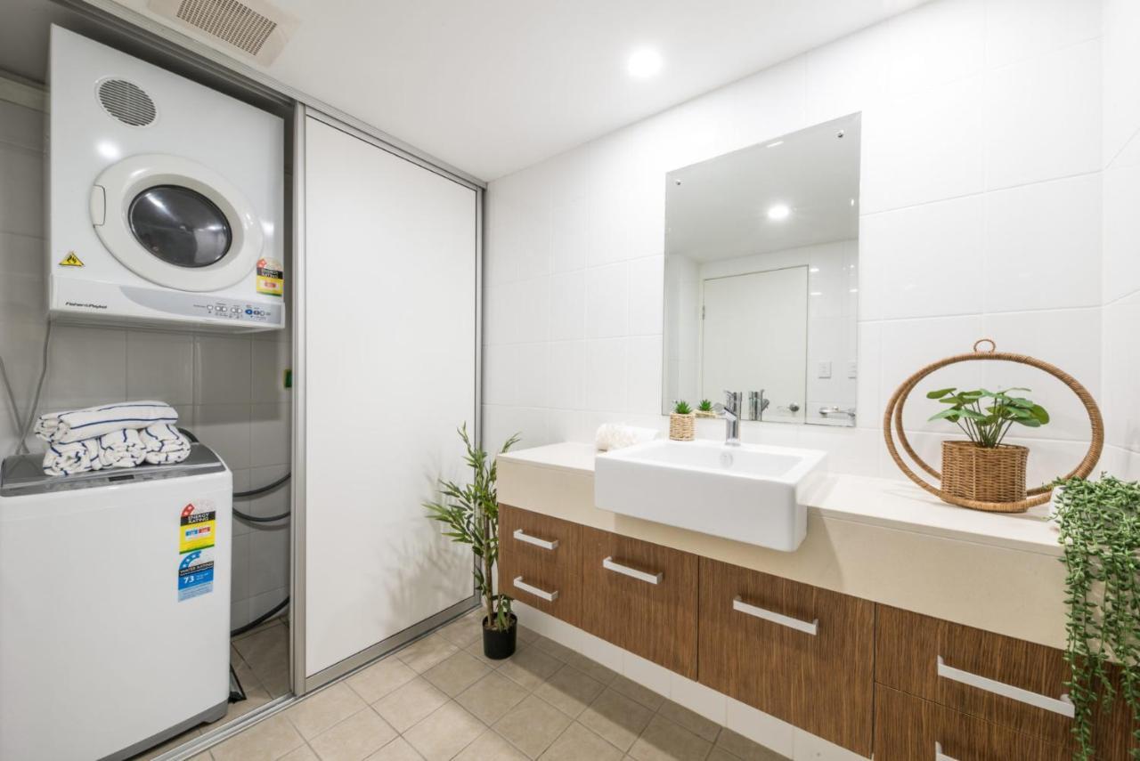 Bohemian Sunrise Apartment Airlie Beach