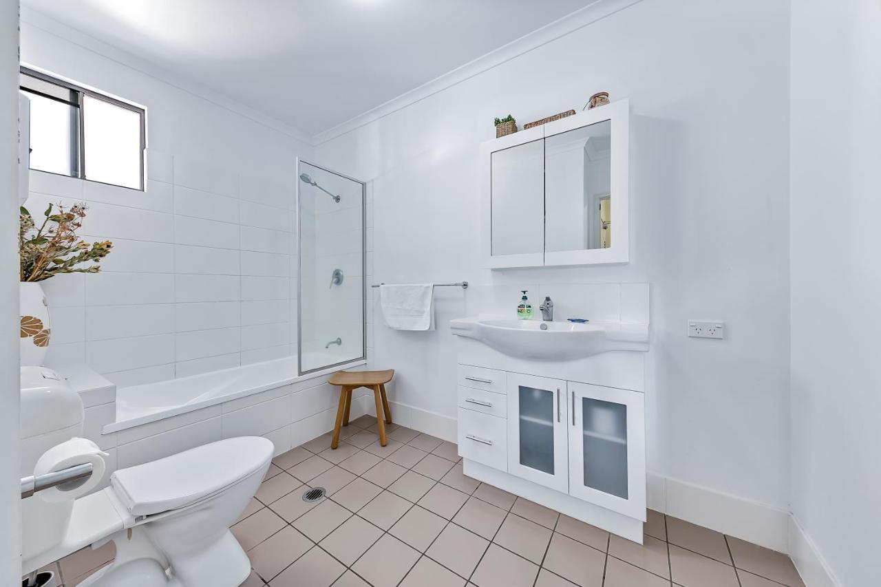Apartment Alpha 8 On Waterson - Airlie *