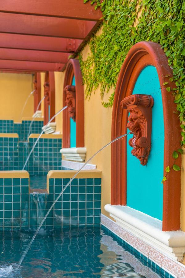Lodge Toscana Village Airlie Beach