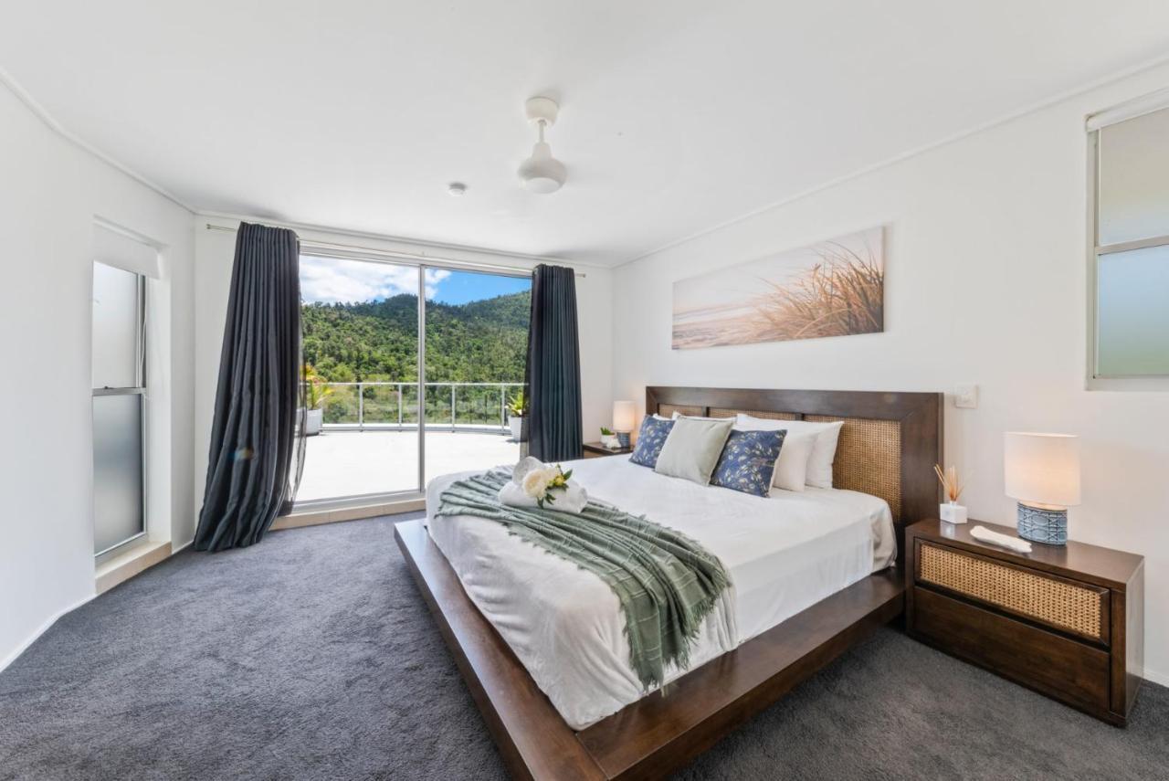 Ocean Dreams On Airlie - Premiere Airlie Beach