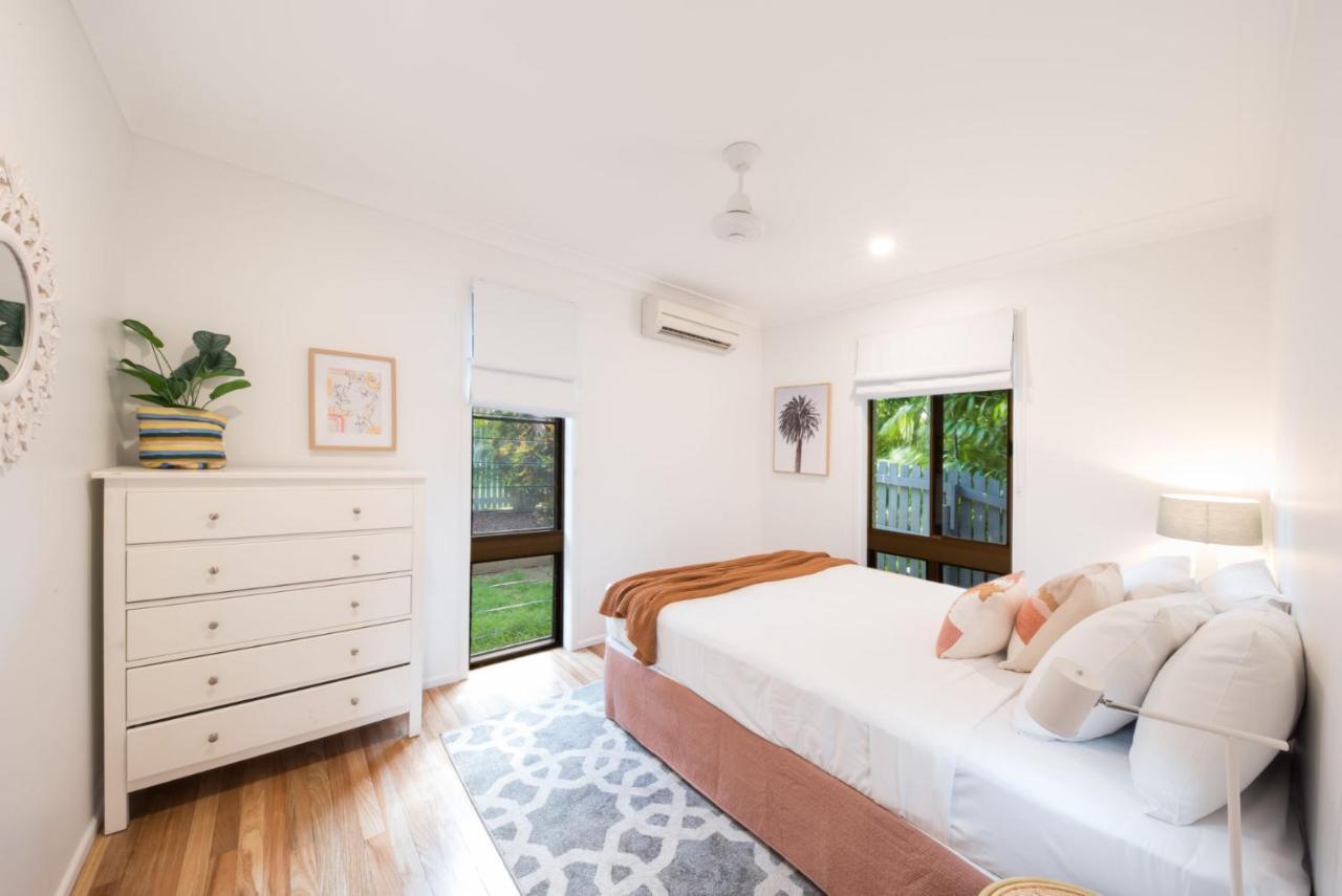 House On Main - Airlie