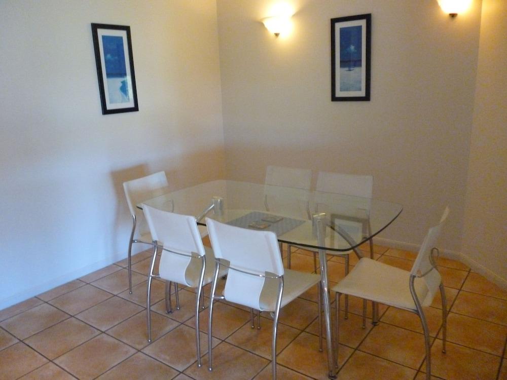 Sea Star Aparthotel 4*