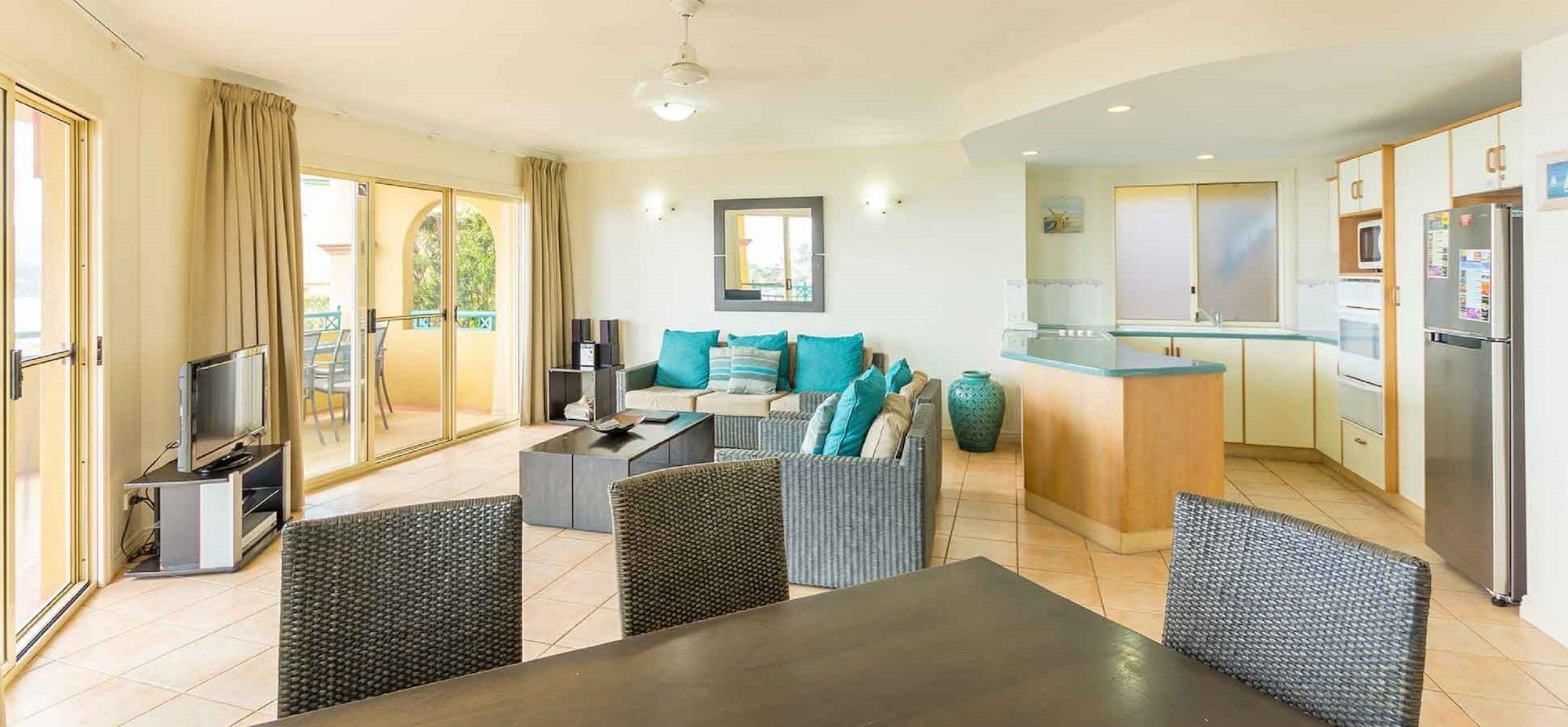 Toscana Village Lodge Airlie Beach