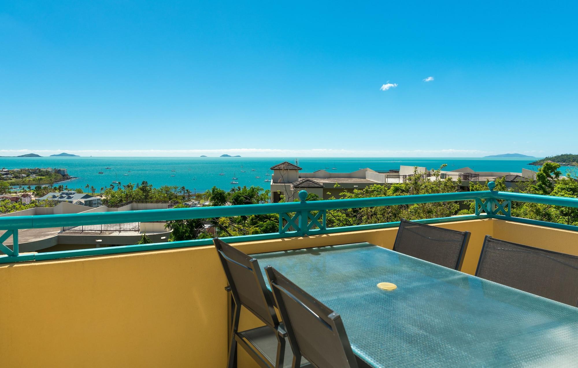 Toscana Village Lodge Airlie Beach