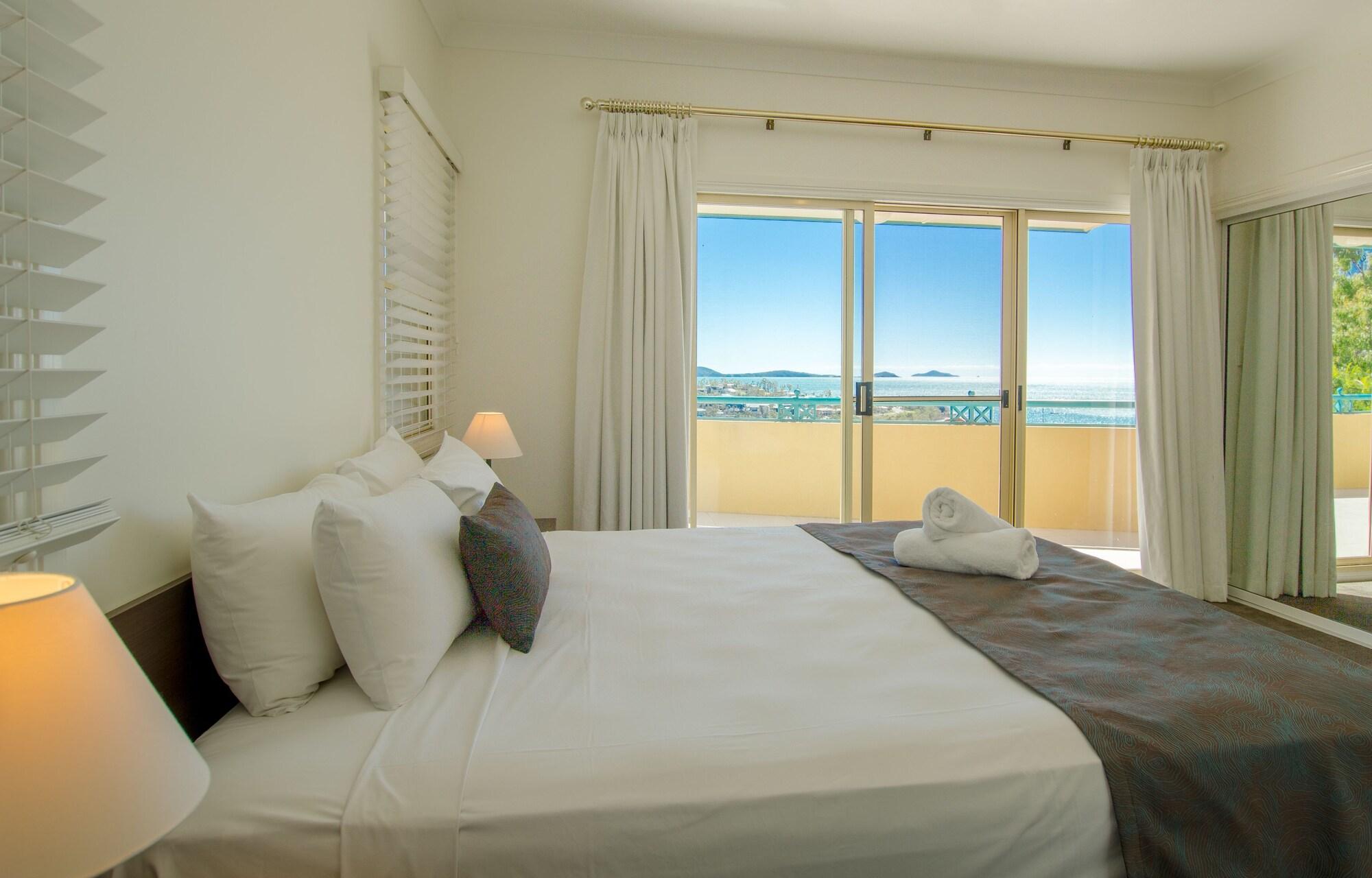 Toscana Village Airlie Beach