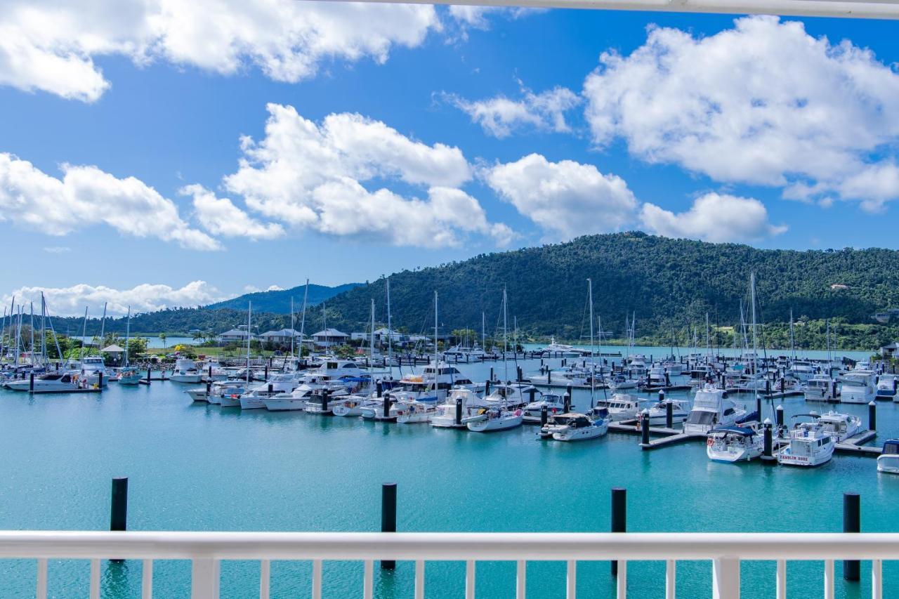Apartment Seas The Day At The Marina Airlie Beach