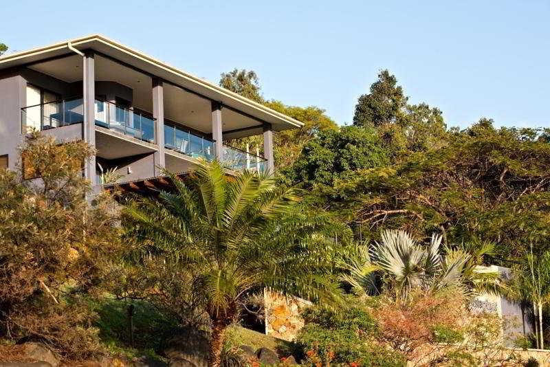 At Waterfront Whitsunday Retreat - Adults Only