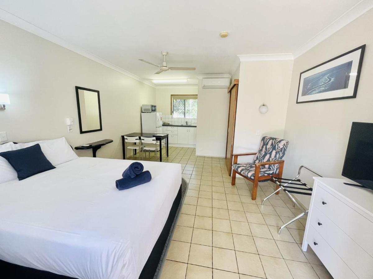 Paradise Court Units